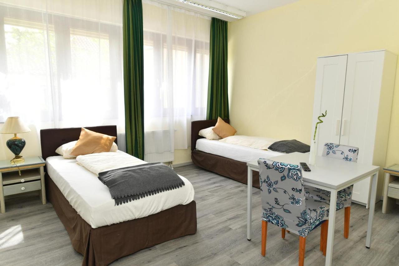 Messe Hotel Wanner Neuhausen auf den Fildern Esterno foto